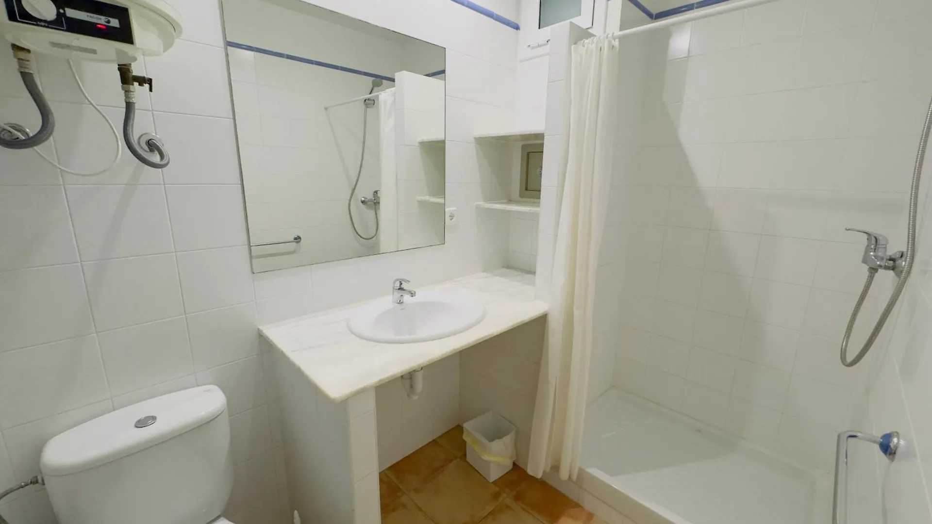 Estudi Nº5 'Apartaments El Berganti' روساس إسبانيا